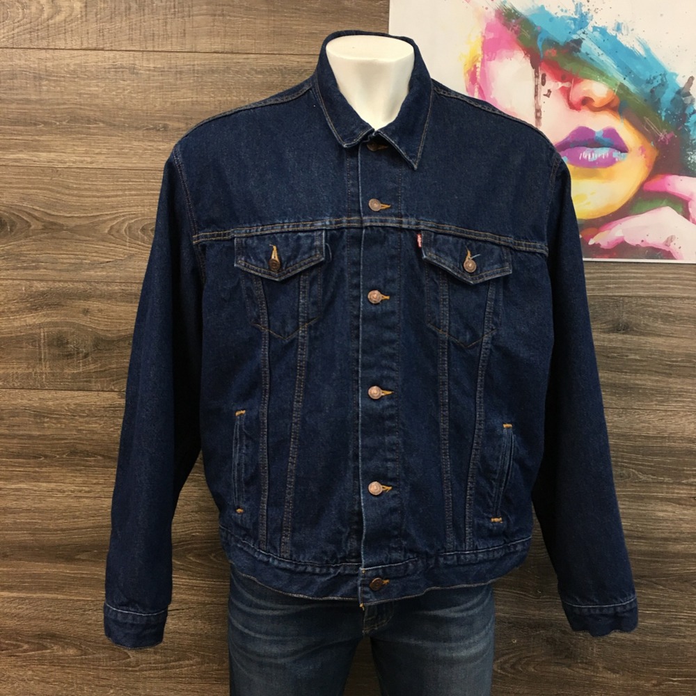 VINTAGE Levis Mens Denim Jacket Flannel Lined Trucker Style Size 54 USA Made 90s